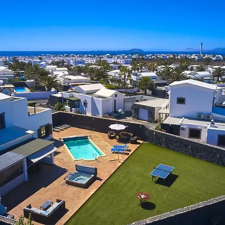 Casa Beluka By Now Ltd * Playa Blanca (Lanzarote)