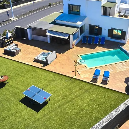 Casa Beluka By Now Ltd * Playa Blanca (Lanzarote)